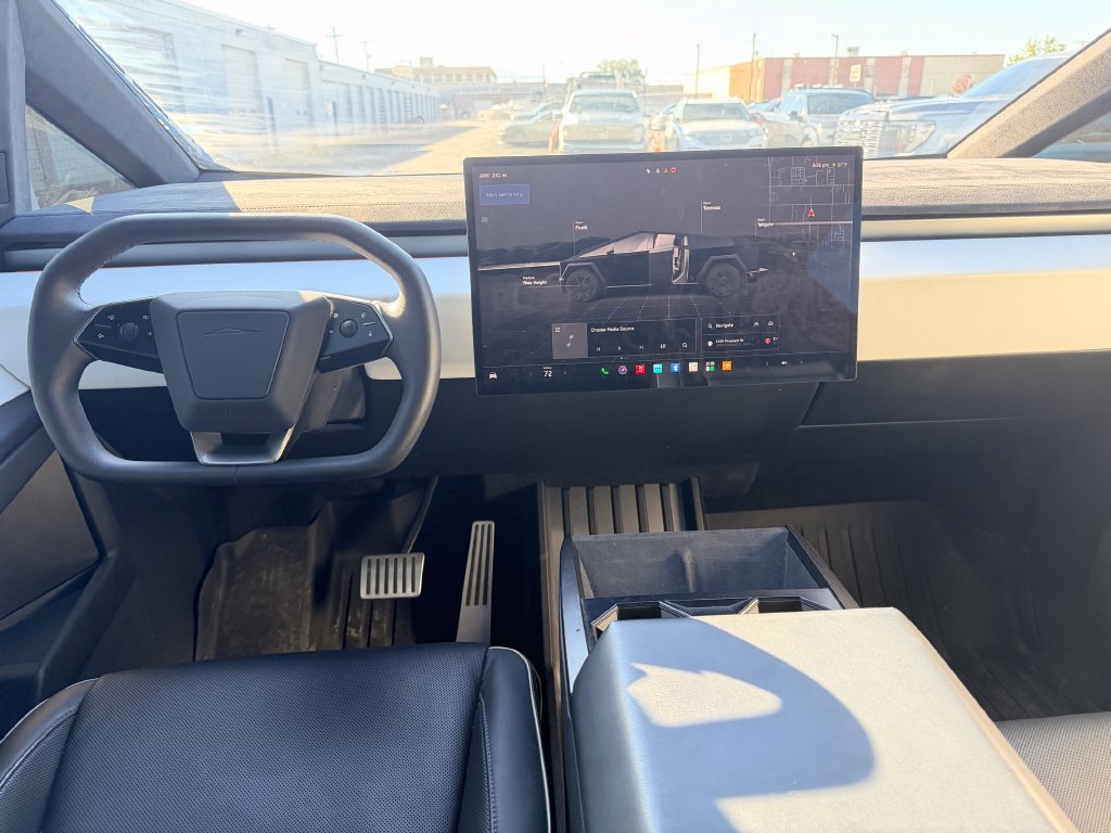 Used 2024 Tesla Cybertruck Cyberbeast AWD/4WD image 7