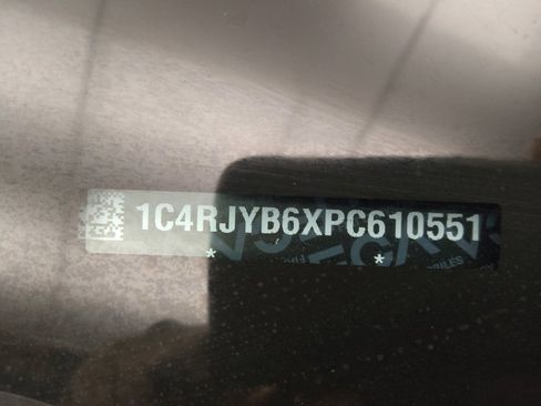 Used 2023 Jeep Grand Cherokee 4WD 4xe image 33