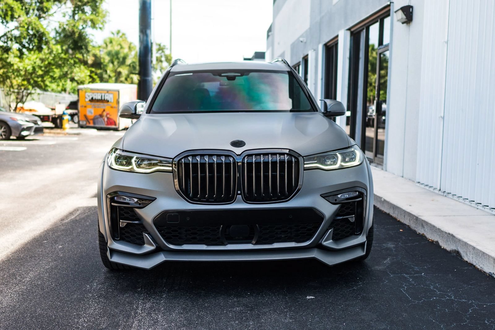 Used 2022 BMW X7 M50i w/ Dynamic Handling Package AWD/4WD image 2