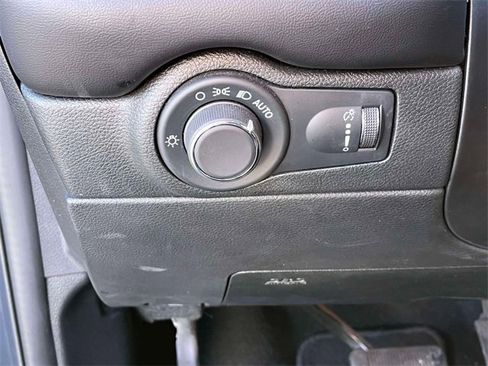 Used 2024 Dodge Durango GT image 30