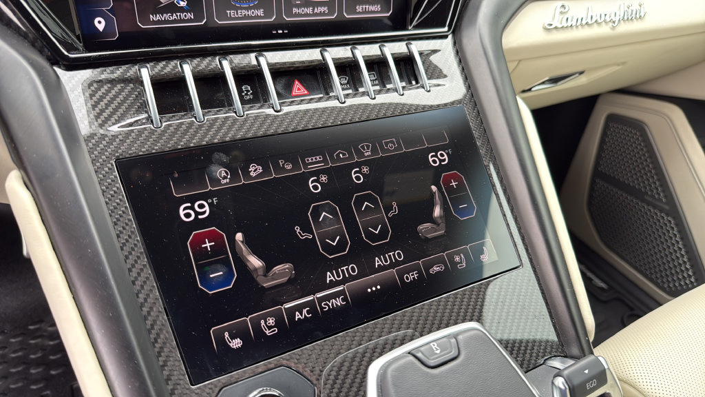 Used 2024 Lamborghini Urus S AWD/4WD image 41