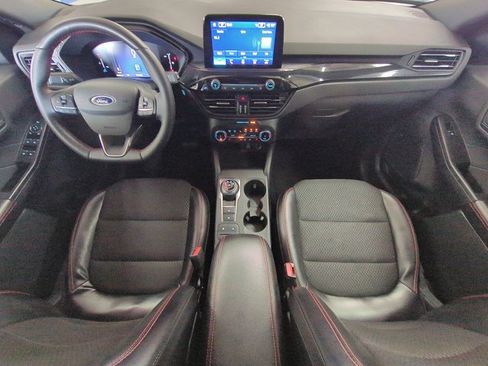 Used 2025 Ford Escape ST-Line Select AWD/4WD image 13