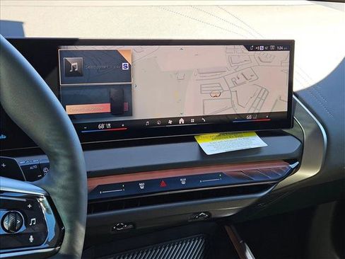 Used 2026 BMW X3 xDrive30 w/ Premium Package image 12