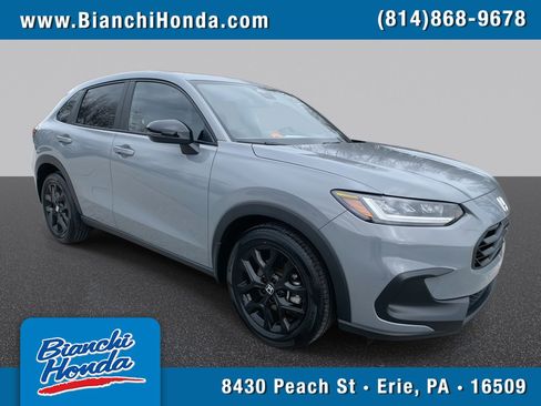 Used 2024 Honda HR-V Sport image 1