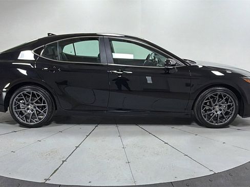 Certified 2025 Toyota Camry XLE image 6