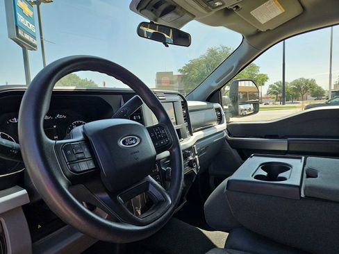 Used 2025 Ford F250 XLT AWD/4WD image 10