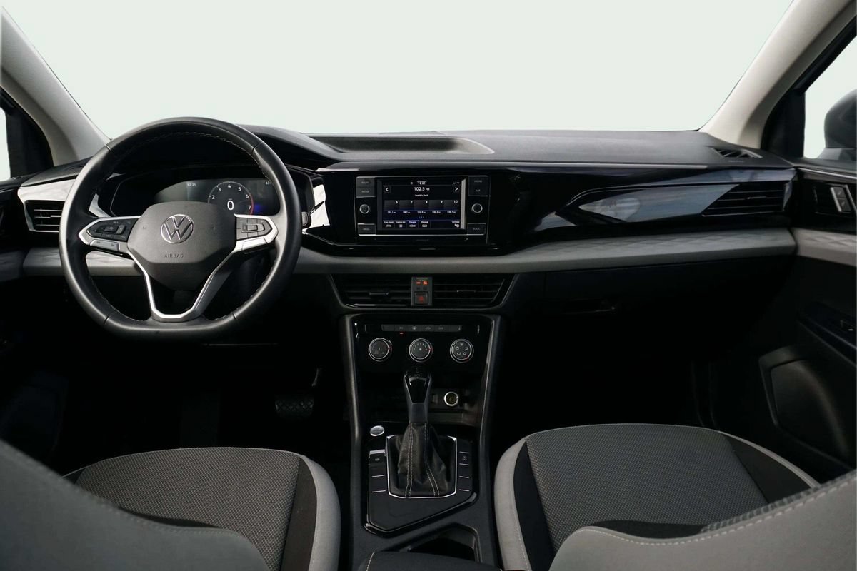 Used 2024 Volkswagen Taos S FWD image 18