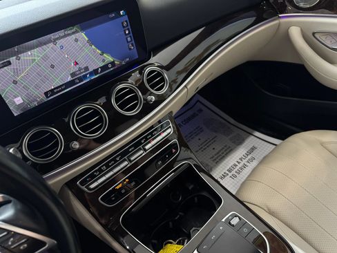 Used 2021 Mercedes-Benz E 350 4MATIC Sedan w/ Premium Package image 17