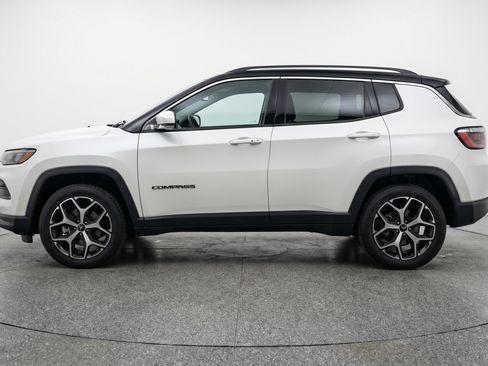 Used 2025 Jeep Compass Limited AWD/4WD image 5