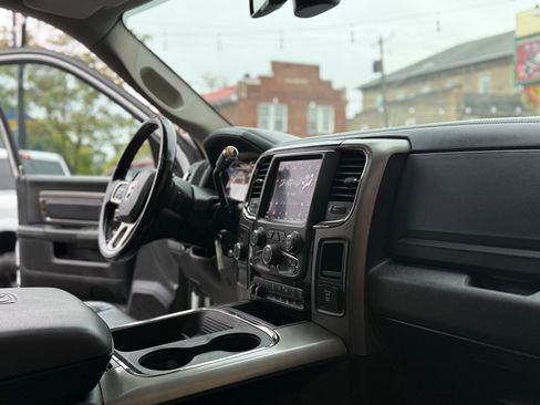 Used 2018 RAM 2500 Laramie w/ Sport Appearance Group image 23