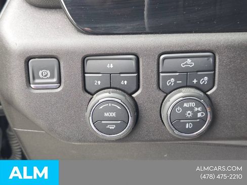 Used 2025 Chevrolet Silverado 2500 LT w/ Convenience Package AWD/4WD image 26