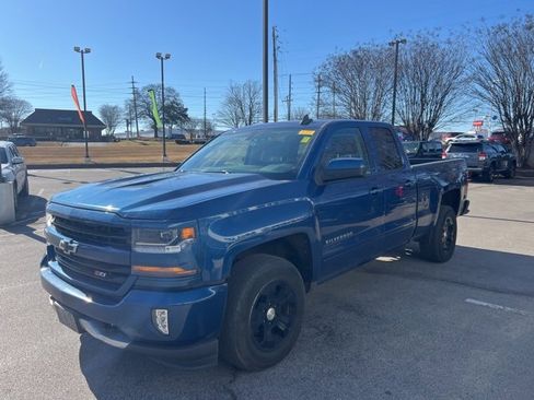Used 2019 Chevrolet Silverado 1500 LT w/ All Star Edition image 10