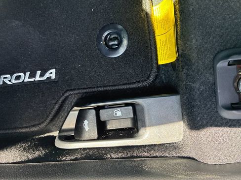 New 2026 Toyota Corolla SE FWD image 36