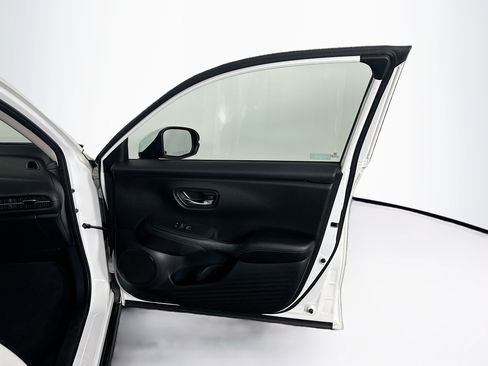 Used 2024 Honda HR-V EX-L image 30
