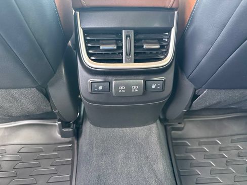 Used 2022 Subaru Outback Touring XT AWD/4WD image 25