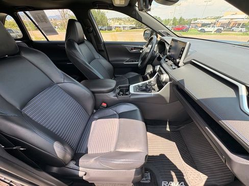 Used 2019 Toyota RAV4 XSE w/ XSE Weather Package AWD/4WD image 36