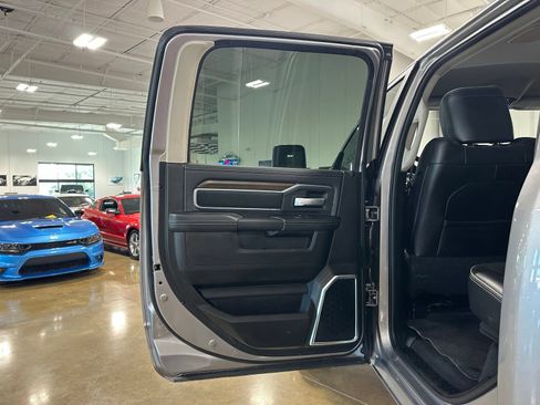 Used 2024 RAM 2500 Laramie w/ Safety Group AWD/4WD image 38