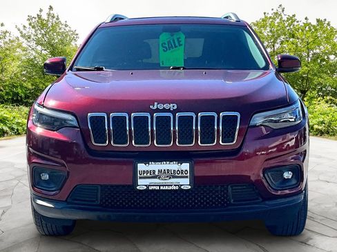 Used 2019 Jeep Cherokee Latitude Plus w/ Cold Weather Group image 3
