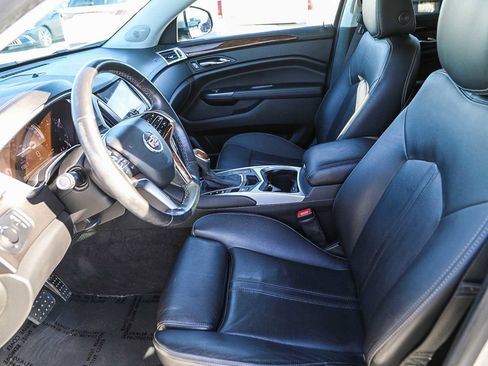 Used 2014 Cadillac SRX Luxury image 17