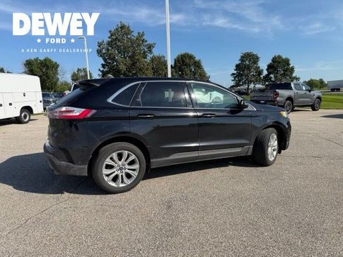 Used 2020 Ford Edge Titanium w/ Equipment Group 301A AWD/4WD image 12