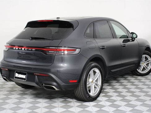 Used 2025 Porsche Macan image 7