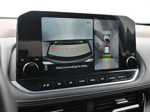 Used 2023 Nissan Rogue Platinum w/ Platinum Premium Package image 19