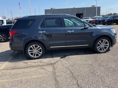Used 2017 Ford Explorer Limited w/ Equipment Group 301A image 15