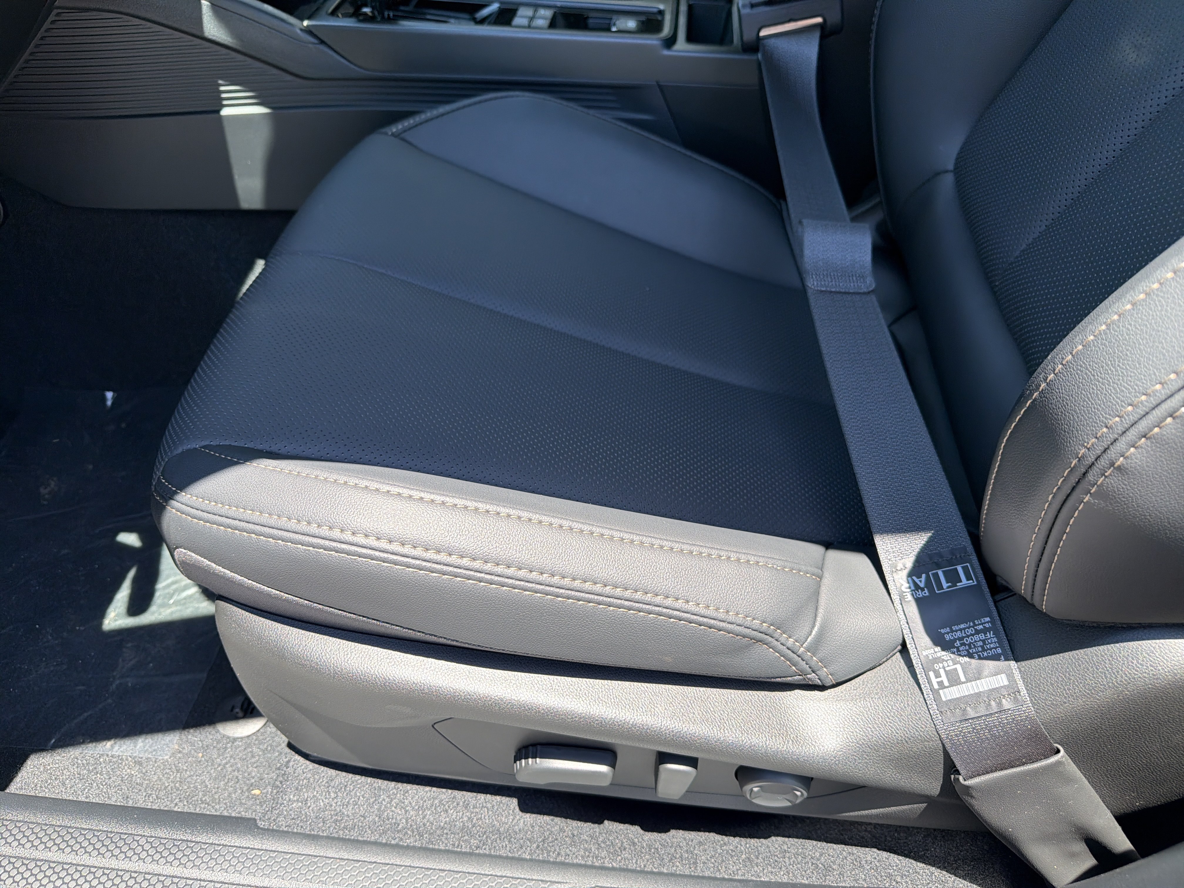New 2026 Subaru Outback Limited AWD/4WD image 24