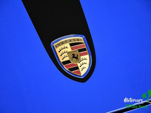 Used 2025 Porsche 911 Carrera RWD image 4