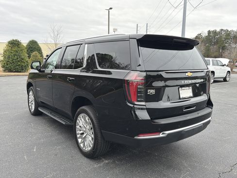 Used 2025 Chevrolet Tahoe LS image 7