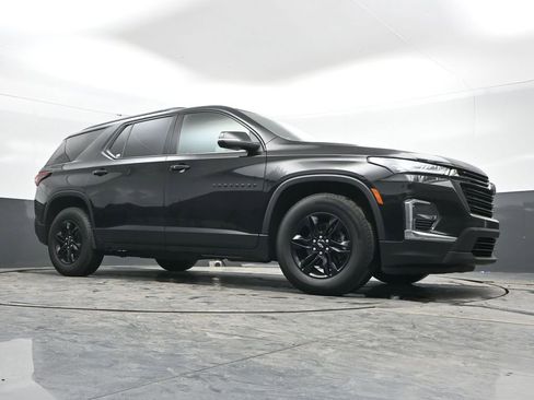 Used 2022 Chevrolet Traverse LT w/ Midnight/Sport Edition image 50