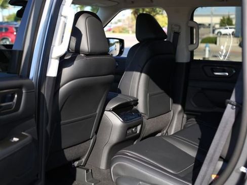 New 2026 Nissan Armada SV image 18