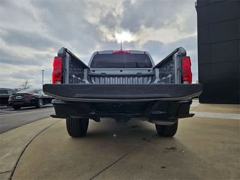 Used 2023 Chevrolet Colorado W/T image 32