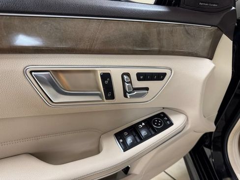 Used 2016 Mercedes-Benz E 350 4MATIC Wagon image 7