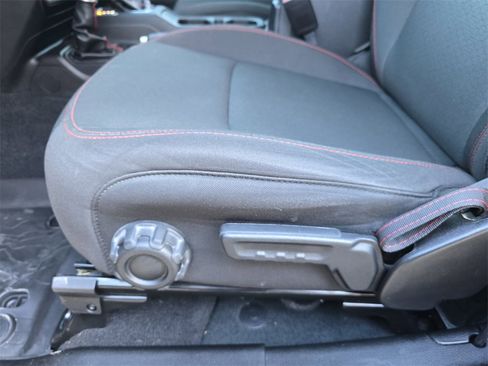 Used 2022 Jeep Wrangler Rubicon image 27