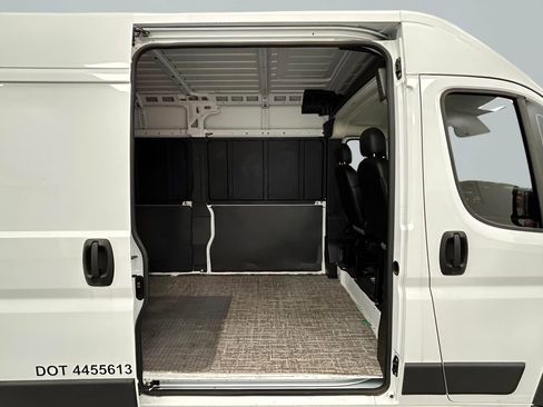 Used 2023 RAM ProMaster 2500 image 10
