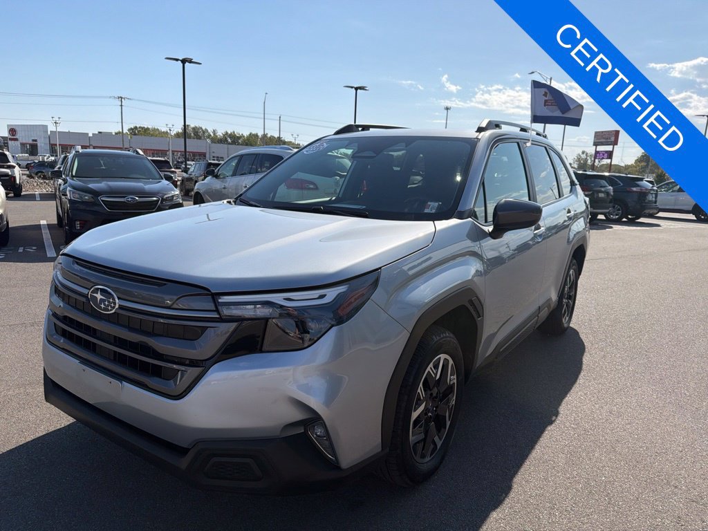 Certified 2025 Subaru Forester Premium AWD/4WD image 3