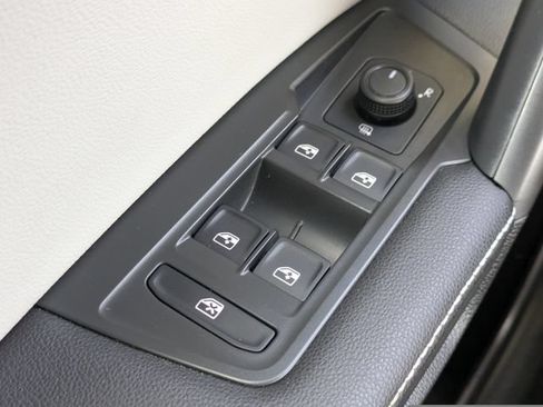 Used 2023 Volkswagen Tiguan S w/ Driver Assistance Package FWD image 29