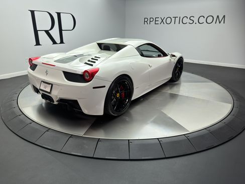Used 2013 Ferrari 458 Spider RWD image 14