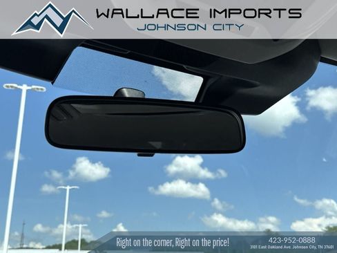 Certified 2023 Subaru Forester Premium AWD/4WD image 17