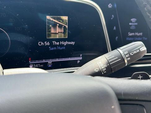 Used 2024 Cadillac Escalade Sport image 19