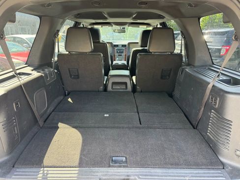 Used 2013 Lincoln Navigator 4WD image 12