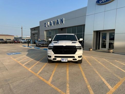 Used 2020 RAM 1500 Laramie AWD/4WD image 2