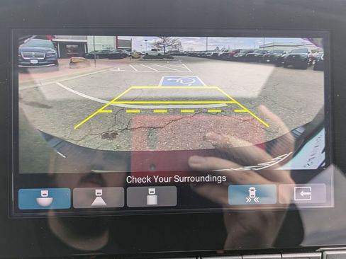 Used 2023 Honda Odyssey Elite image 20