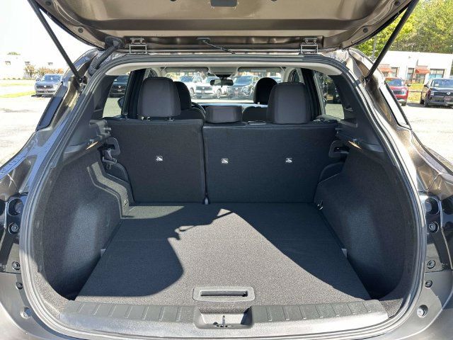 Used 2026 Nissan Kicks SV w/ Cold Weather Package FWD image 13