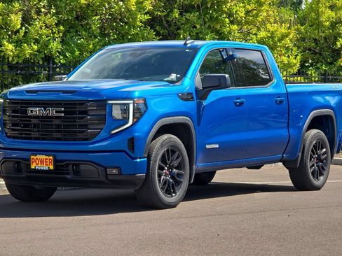 Used 2024 GMC Sierra 1500 Elevation AWD/4WD image 8