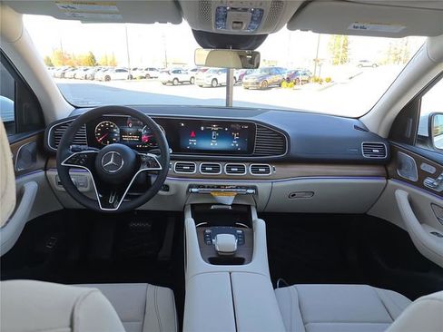 Used 2026 Mercedes-Benz GLE 450 4MATIC image 22