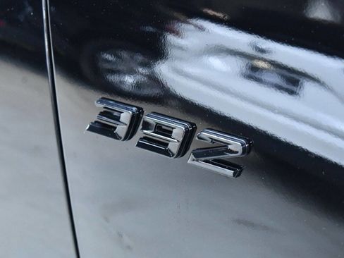 Used 2021 Dodge Durango SRT w/ Technology Group AWD/4WD image 17