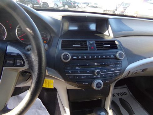 Used 2008 Honda Accord EX image 10