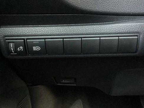 Used 2025 Toyota Corolla LE FWD image 18
